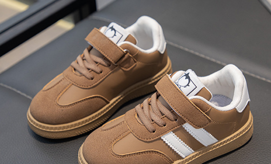 Buty dziecięce Buty sportowe Wiosna i jesień Nowe Chłopięce All Match Antypoślizgowe Oddychające Trampki studenckie_voghion.com
