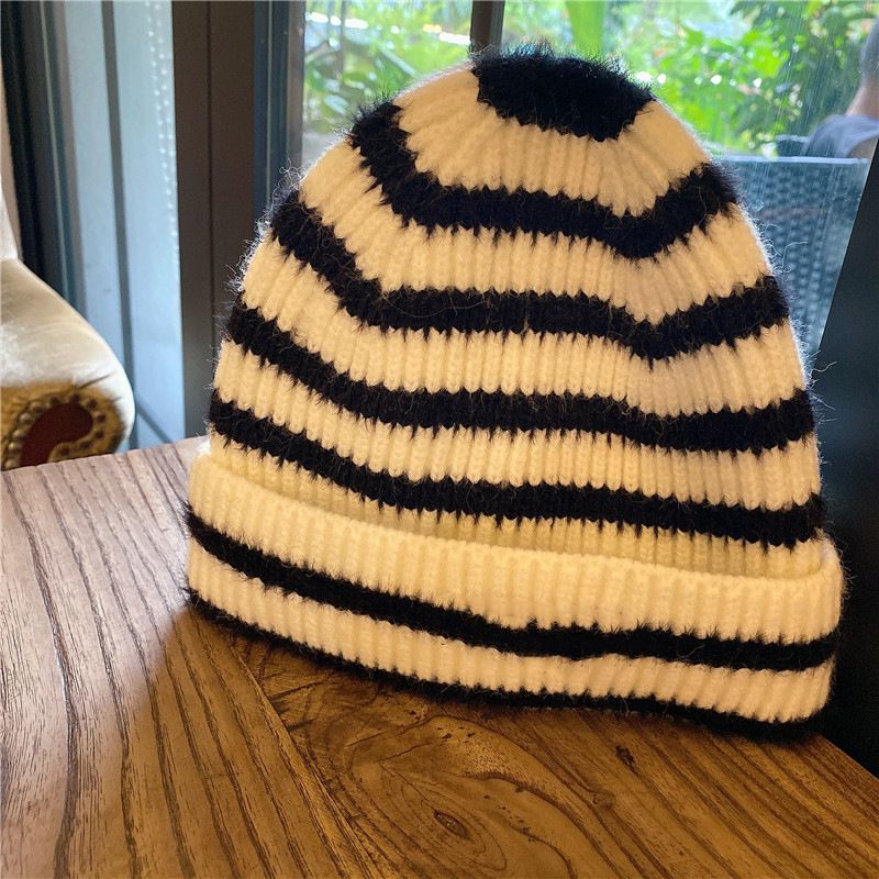 Cappello donna autunno inverno nero e bianco a righe versatile lana trendy caldo maglia coppia versione coreana cappello_voghion.com
