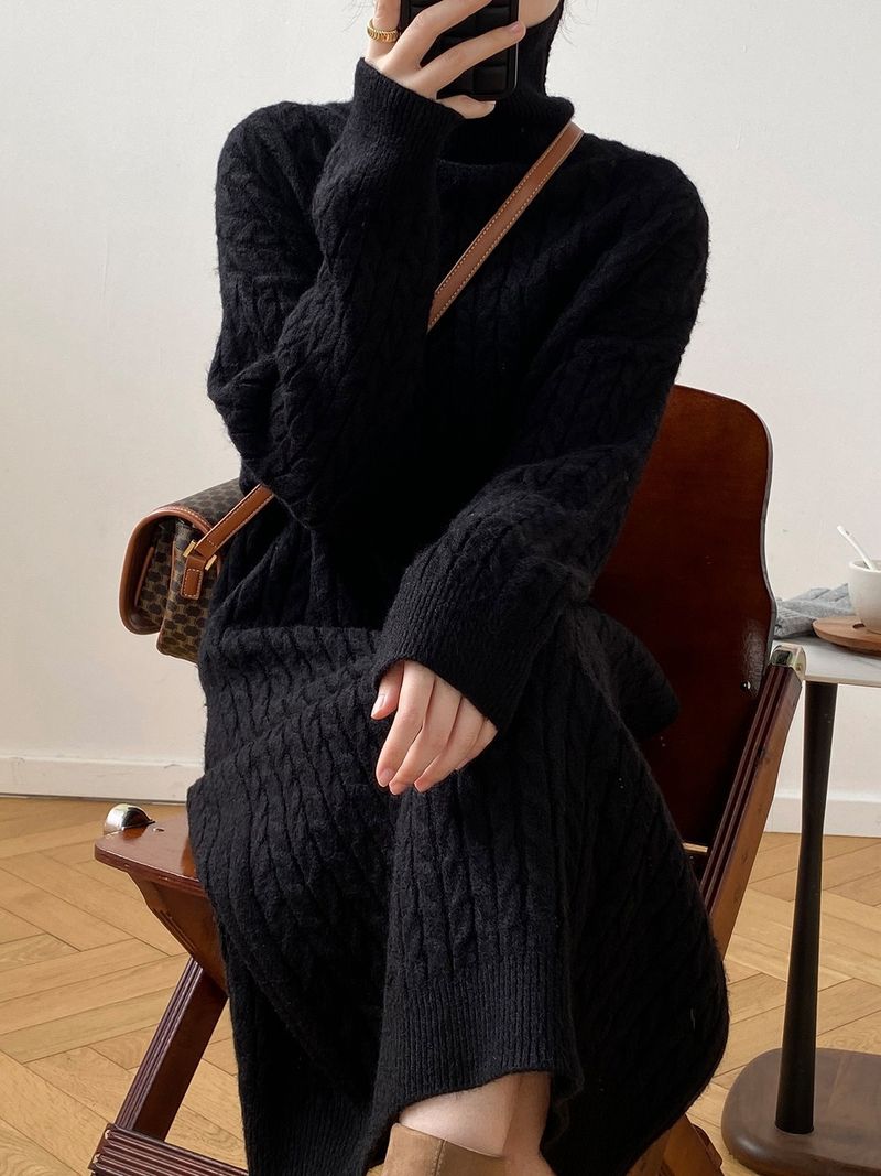 Vêtements pour femmes Nouvelle robe pull de style paresseux d'automne et d'hiver torsadée droite simple ample au-dessus du genou col à poils bas longue robe tricotée_voghion.com