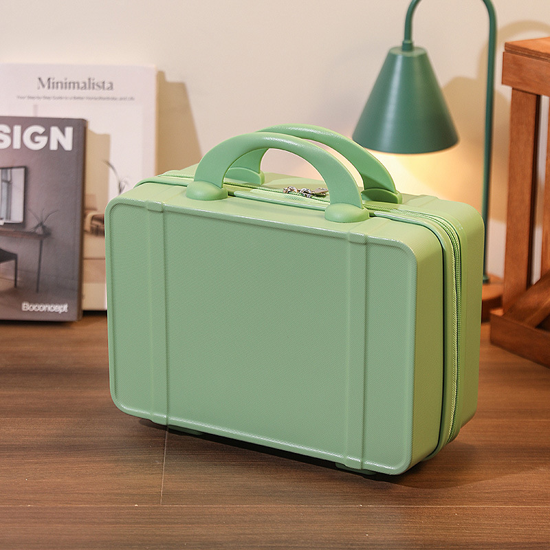 Bonbonfarbener Kontrast mit märchenhaftem Handgeschenk in Volltonfarbe, durchsichtige Reisebox, Mini-Koffer mit Reißverschluss_voghion.com