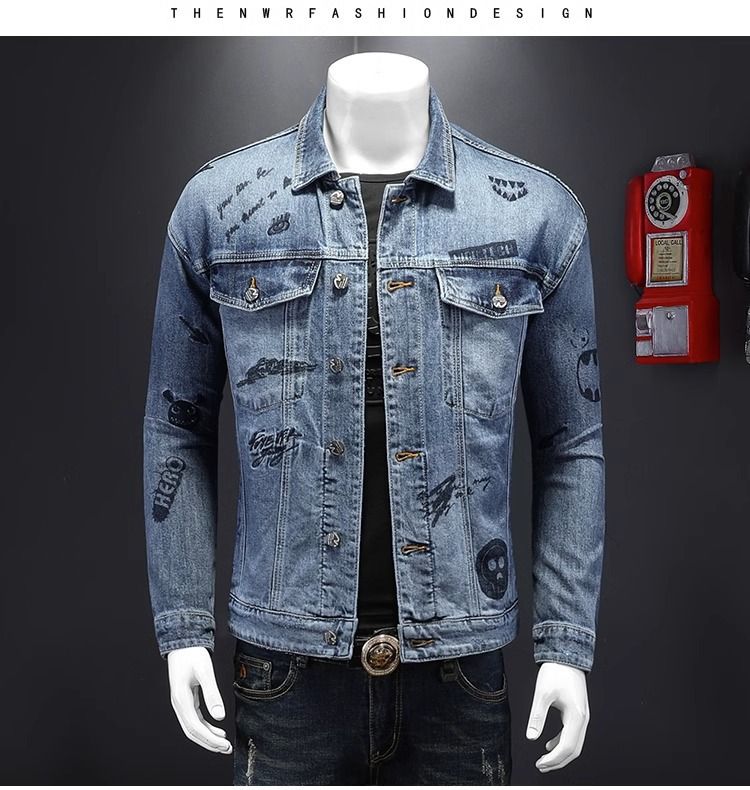 Herrenbekleidung, mit Graffiti bestickter Denim-Mantel_voghion.com