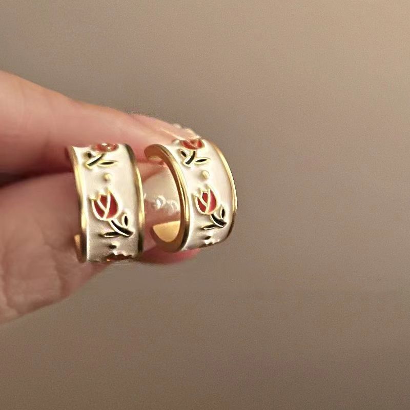 Orecchini con perle e diamanti in argento con frange a forma di fiore, orecchini di nicchia, temperamento atmosferico, orecchini di lusso leggeri e di alta gamma._voghion.com
