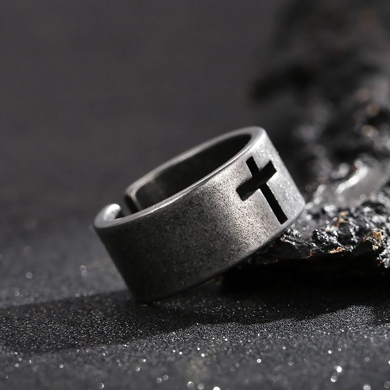 Men's Jewelry Creative Personality Trendy Rings Blackened Retro Old Titanium Steel Men's Hollow Cross Open Ring_voghion.com