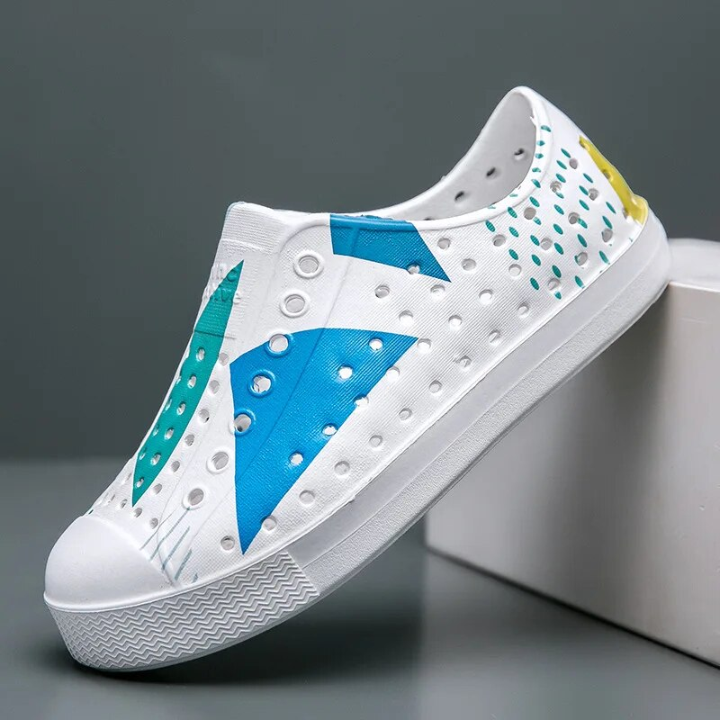 Hohlschaum-Laufschuhe für Jungen und Mädchen ziehen Strand-Sommer-Schwimmsandalen für Kinder an, leichte Wasserschuhe_voghion.com