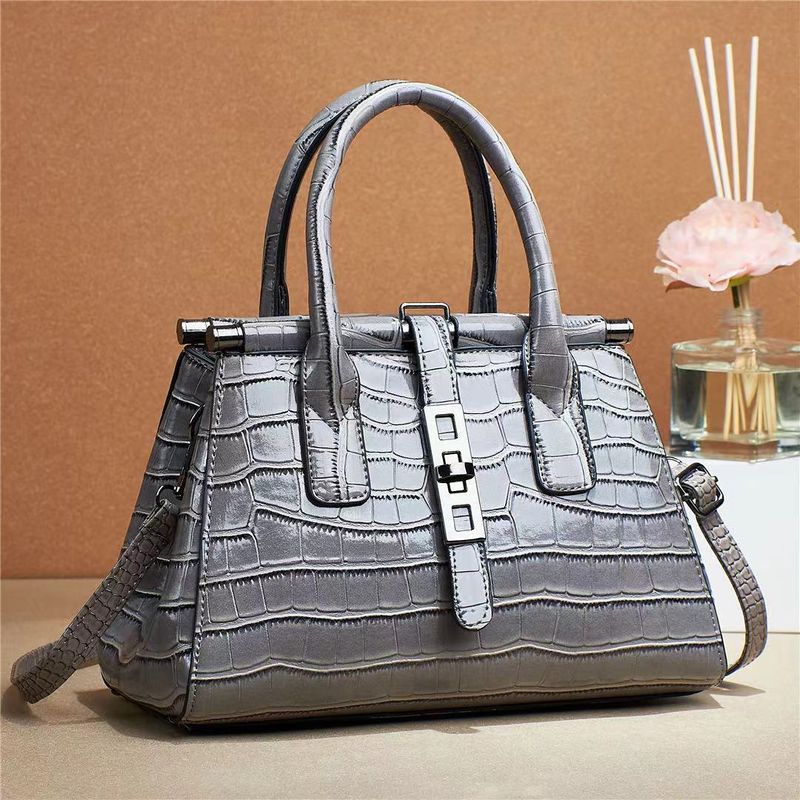 Fashionabla enkel moderväska för kvinnor med stor kapacitet Modehandväska Crossbody-väska_voghion.com