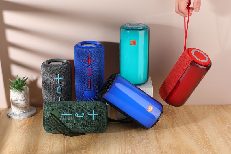 Nieuwe TG639 Music Pulse Bluetooth-luidspreker Half scherm Zeven kleuren lantaarnkaart draadloze radio met hoog volume geluid_voghion.com