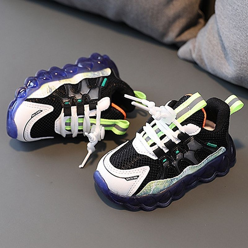 Kinder Turnschuhe mit LED-Leuchten für Jungen und Mädchen, atmungsaktiv, Laufschuhe, Cartoon-Design, Tennisschuhe_voghion.com