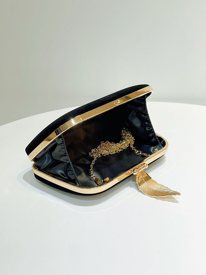Ce nouveau sac à main est fabriqué en daim de haute qualité, idéal pour les femmes en mariage. Il peut être porté à l'épaule ou en bandoulière._voghion.com