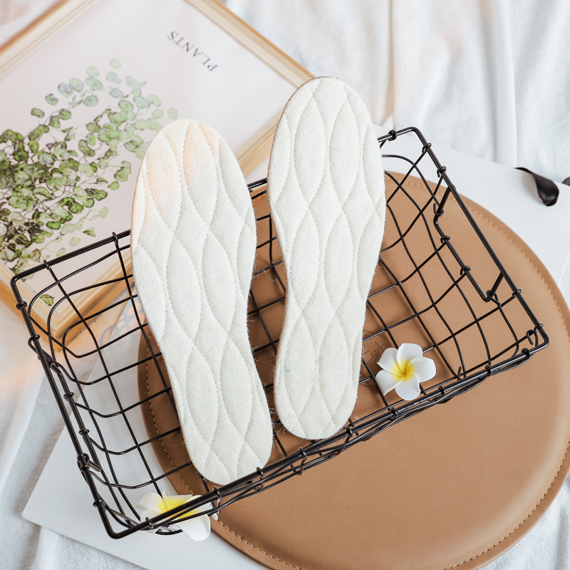 Winter Hot Selling Wool Plush Thickened Soft, Breathable, Cold Resistant and Warm Insoles_voghion.com