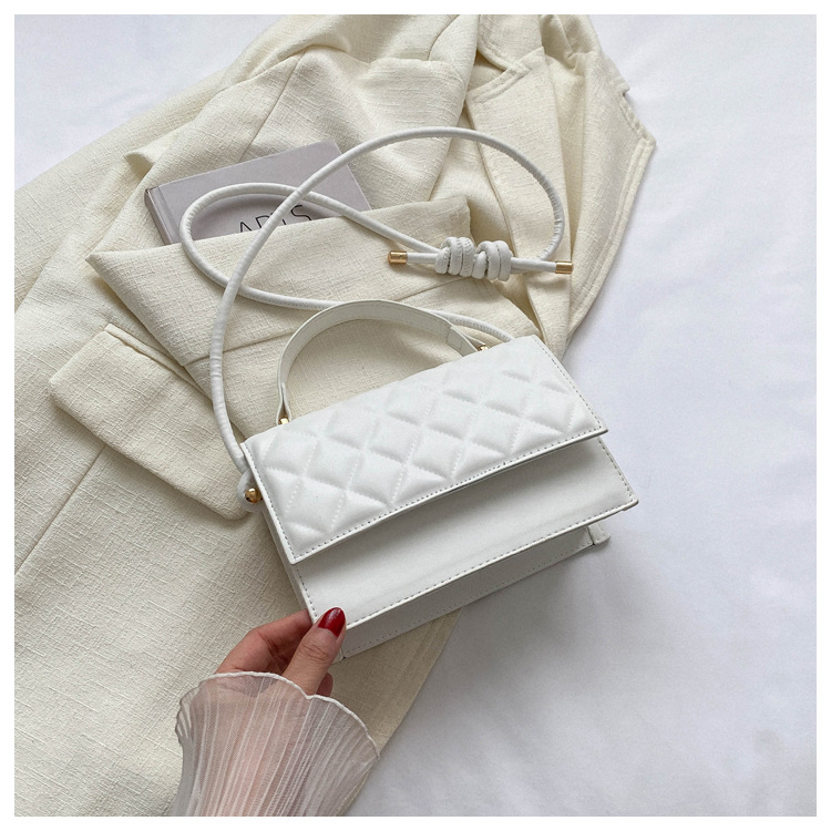 2023 new fashion simple small fragrant wind women's bag net red niche women's bag rhombus single shoulder diagonal bag design sense_voghion.com
