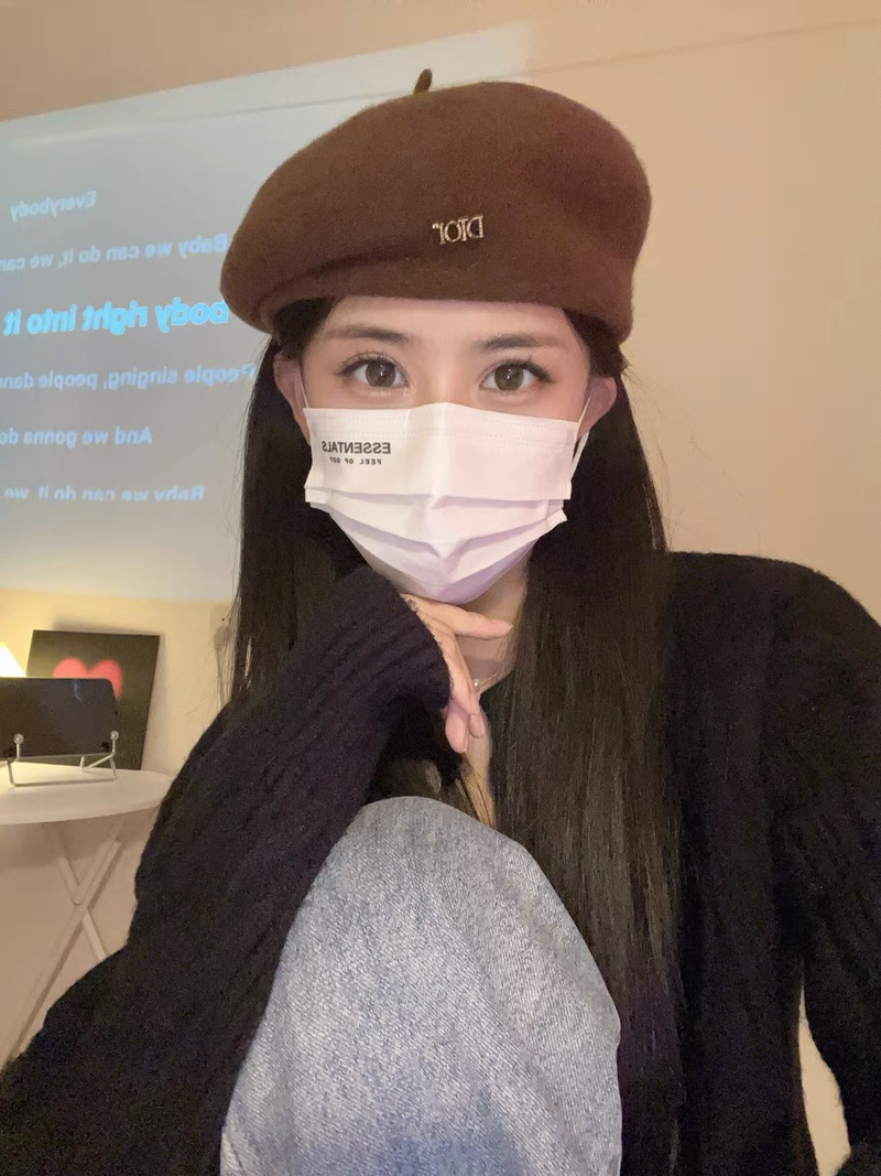 Women's Berets irregular beret women's autumn and winter face-showing small-shaped beret white woolen painter's hat_voghion.com