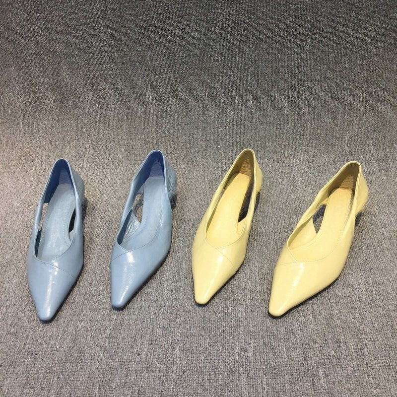 Scarpe singole comode con tacco basso e punta a punta in pelle cerata e oleosa, nuove per la primavera e l'autunno da donna_voghion.com