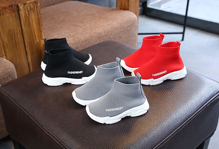 Kinder Turnschuhe Herbst 2025 Kinder Casual Schuhe Slip-on Atmungsaktive Kinder Socken Schuhe Rutschfeste Kurze Stiefel Jungen Mädchen Spor_voghion.com