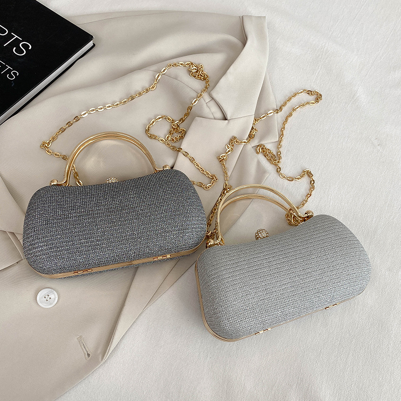 Niedliche kleine PVC-Schulter-Umhängetaschen für Frauen 2023 Hit Luxus-Party-Abend-Handtaschen und Geldbörsen weibliche Reisekupplung_voghion.com