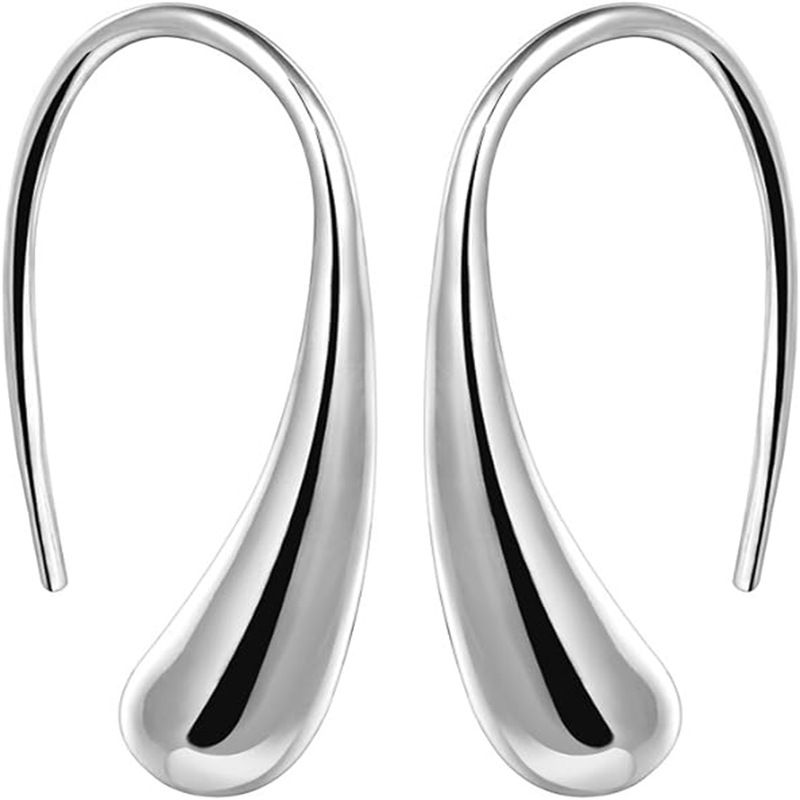 Orecchini classici con nappa e filo, orecchini a goccia con zirconi color carne_voghion.com