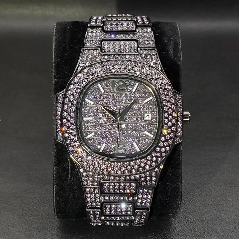 Modische quadratische Uhr für Herren und Damen mit bunten Diamanten, wasserdicht, Quarzwerk, Kalenderfunktion, Schmetterlingsschließe aus Edelstahl_voghion.com