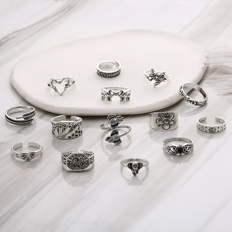 Playing Card Ring Yin Yang Relief Elephant Love Leaf Opening Adjustable 14 Rings_voghion.com