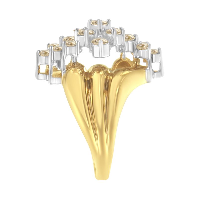 10K Yellow Gold 1 1/2 Cttw Diamond Cluster Tapered Shank Cocktail Ring Cocktail Ring (I-J Color, I1-I2 Clarity)_voghion.com