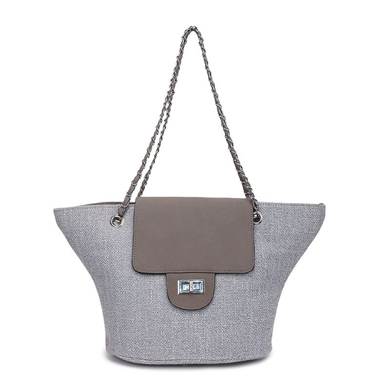 2024 Nuova borsa tote coreana grande capacità borsa a tracolla a contrasto di colore borsa alla moda borsa a cestino con tracolla a catena borsa a tracolla alla moda_voghion.com