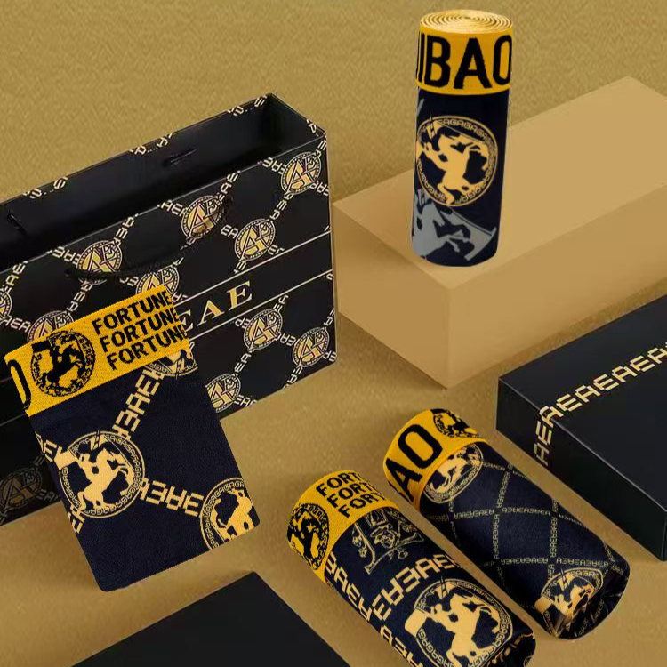 Temperamento aristocratico stile caldo nero e oro intimo maschile nobile intimo maschile boxer shorts e-commerce fabbrica vendita diretta all'ingrosso_voghion.com