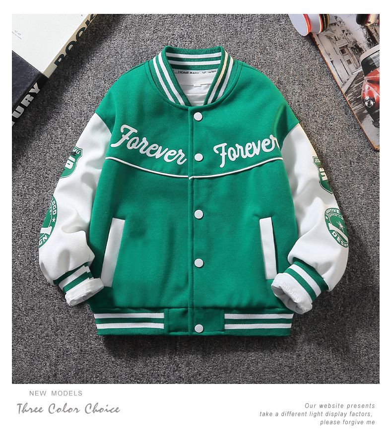 Baseballjacke für Jungen von Mother & Kids für Frühling und Herbst – trendige und hochwertige Oberbekleidung für Kinder von 6–12 Jahren (Schwarz/Grün, Buchstabendruck)_voghion.com