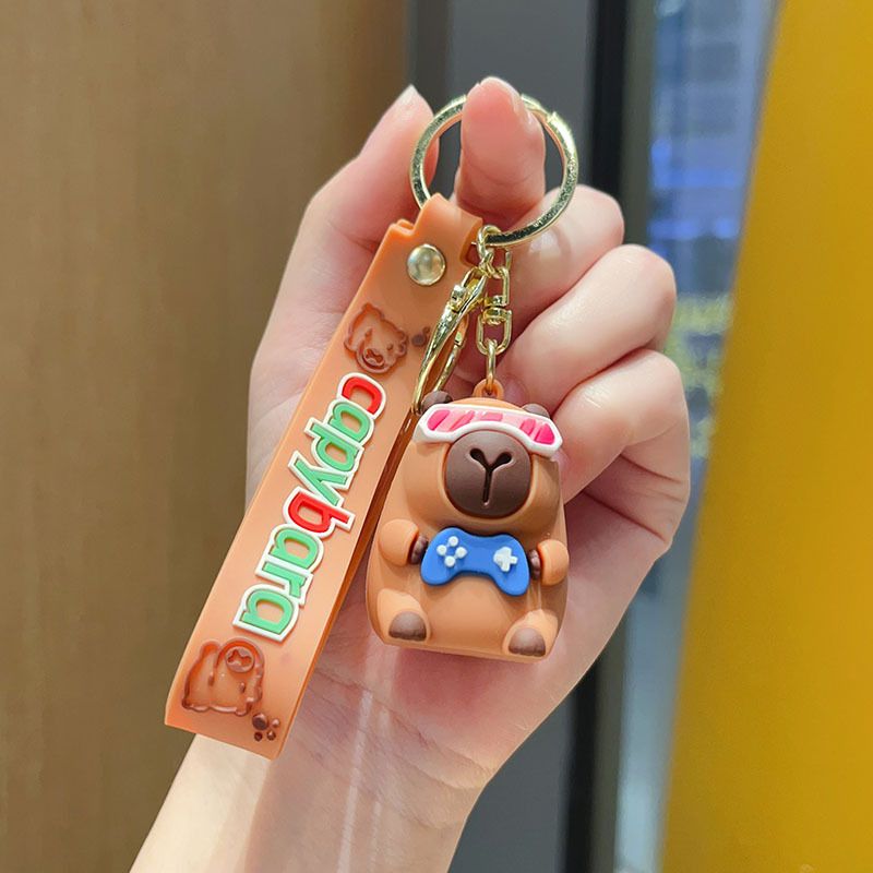 Cross-Dressing Cartoon süße Schlüsselanhänger Capybara Puppe exquisite kleine Geschenk Rucksack Auto Anhänger_voghion.com