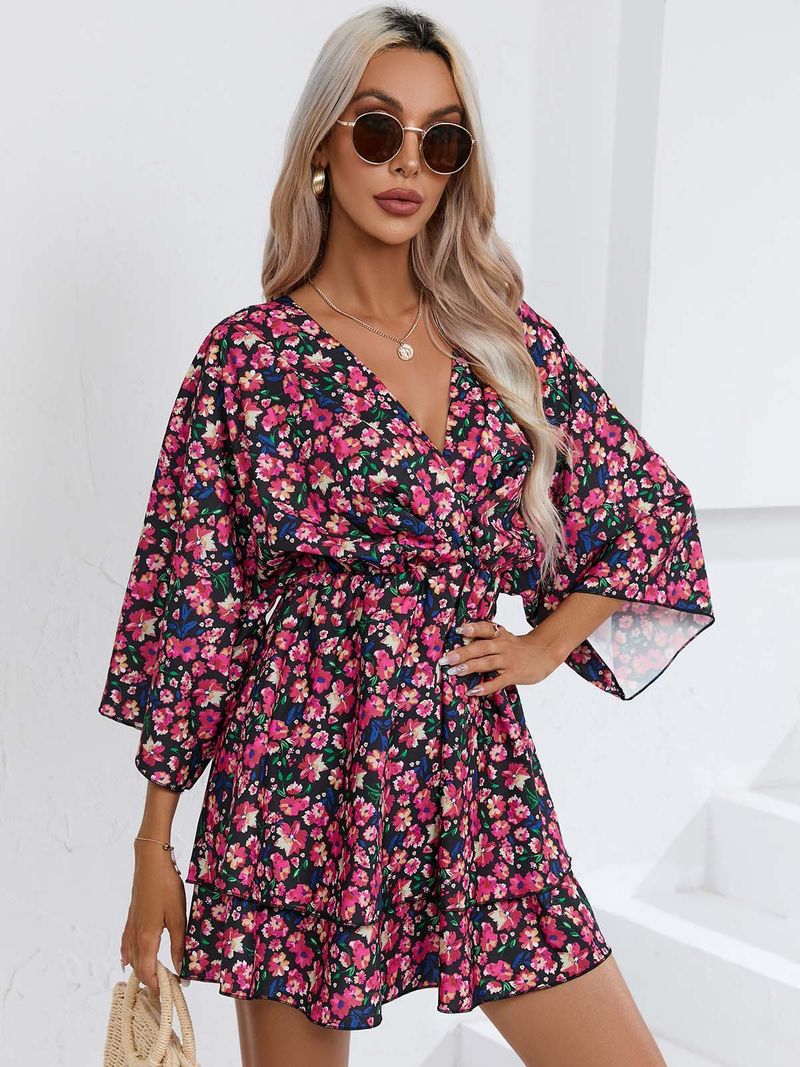 Abito estivo da donna con scollo a V profondo e maniche a sette quarti stampato_voghion.com