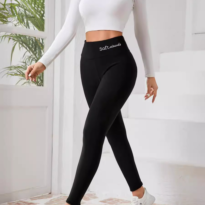Vêtements pour femmes plus velours et leggings en cuir d'agneau épais et léger pour femmes automne et hiver collants taille haute pantalons chauds pantalons de yoga_voghion.com