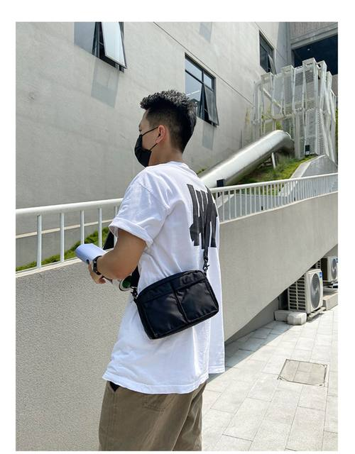 2021ss japansk stil Crossbody-väska Casual Nylon Herraxelväska Vattentät Messenger Bag Mode Ipad Miniväska Designerväska_voghion.com