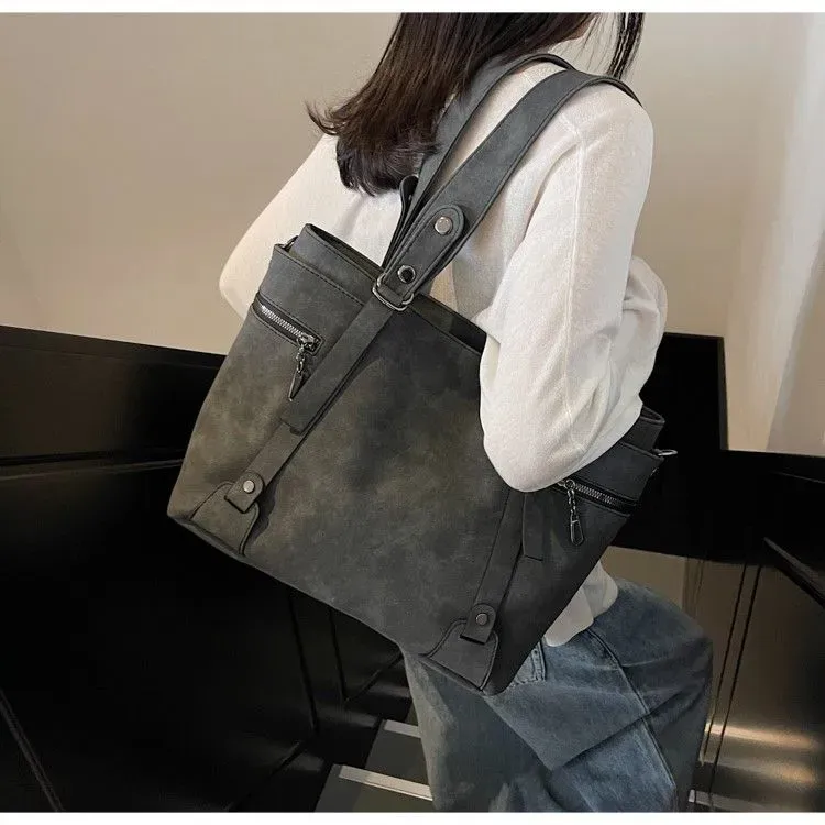 Elegante ma pratica borsa a tracolla unisex in tela alla moda 2025 con ampio spazio di archiviazione_voghion.com