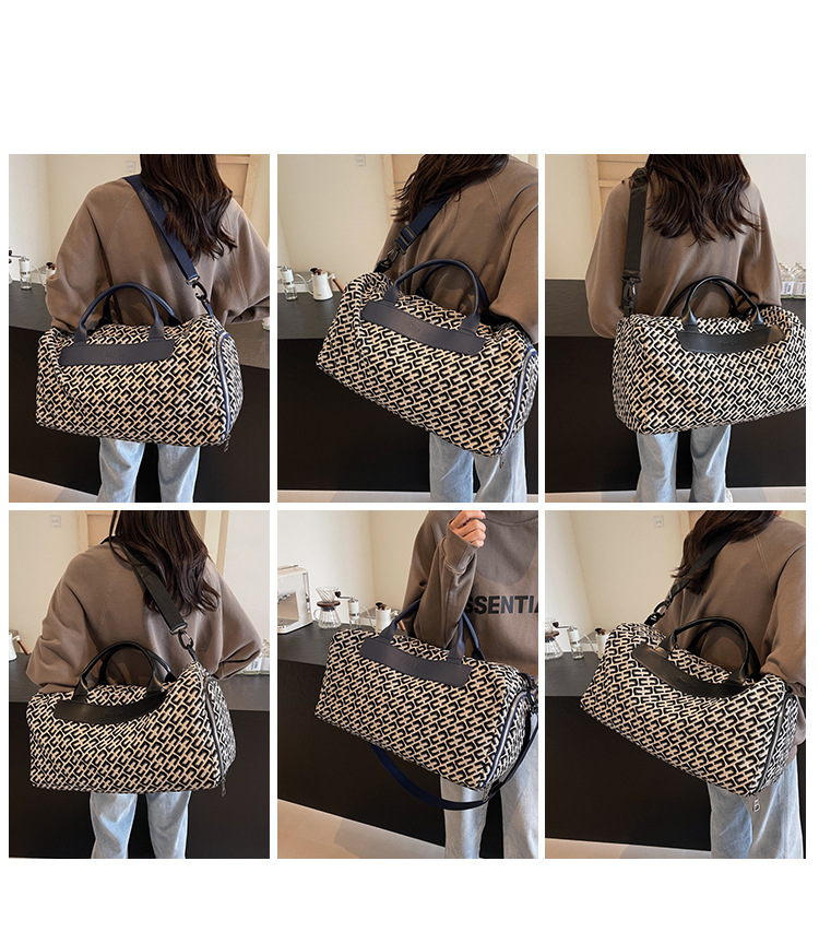 Fashion Lightweight Large Capacity Fitness Sports Bag New Style One Shoulder Crossbody Handbag Short Distance Business Trip Travel Bag_voghion.com