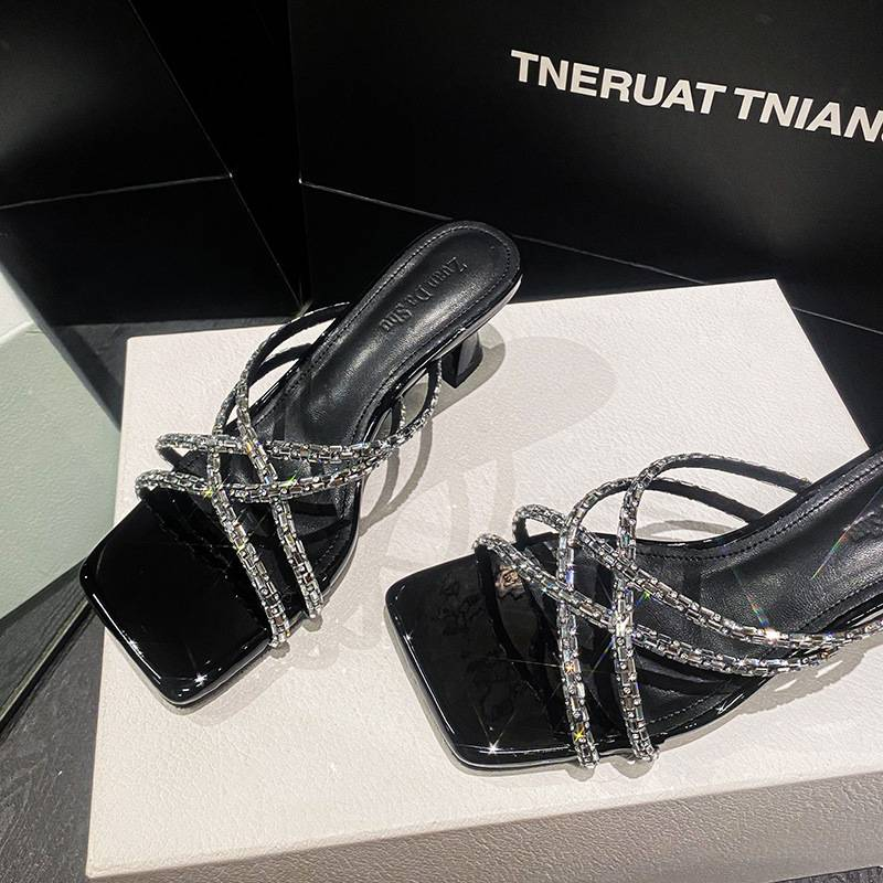 Sandales à lanières pailletées pour femmes – Chaussures à talons carrés et bout ouvert d'inspiration française pour robes (noir/or/argent)_voghion.com