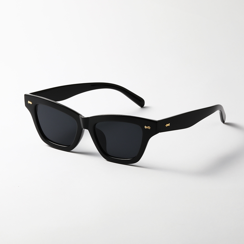 Hot selling items Glasses 95168 Square Tortoise Shell Rivet Small Frame Funny Sunglasses for Men and Women_voghion.com