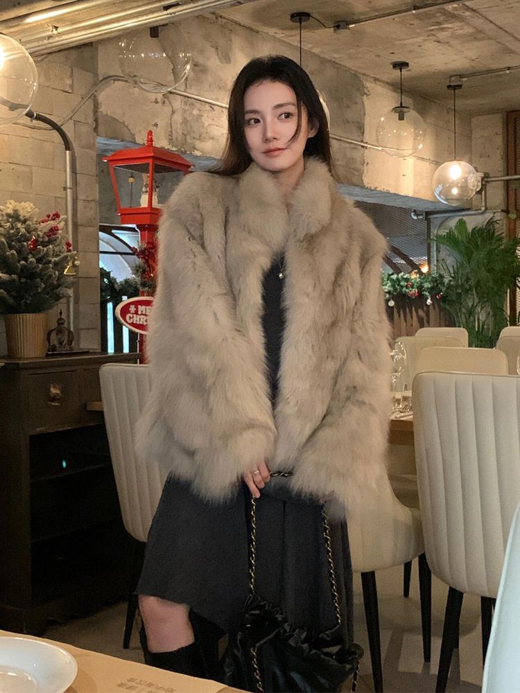 Cappotto invernale da donna corto, spesso, alla moda, ecologico, in pelliccia di volpe, di alta qualità, sfumato, bicolore, soffice_voghion.com