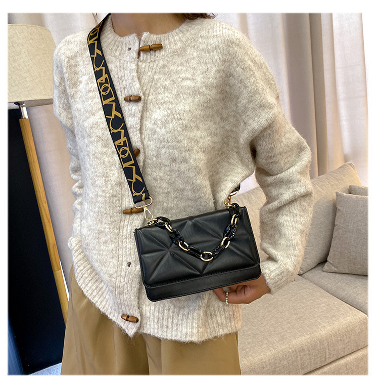 Borsa nuova moda Borsa da donna Nuova griglia a pressione Borsa quadrata piccola Tracolla larga Borsa a tracolla singola Borsa a catena in acrilico_voghion.com