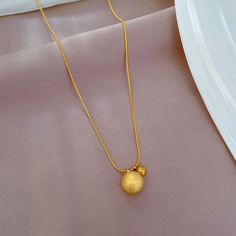 【Acciaio al titanio a corpo intero】 Collana in oro autentico estremamente semplice con fornace a sfera bipolare per donna, maglia rossa_voghion.com