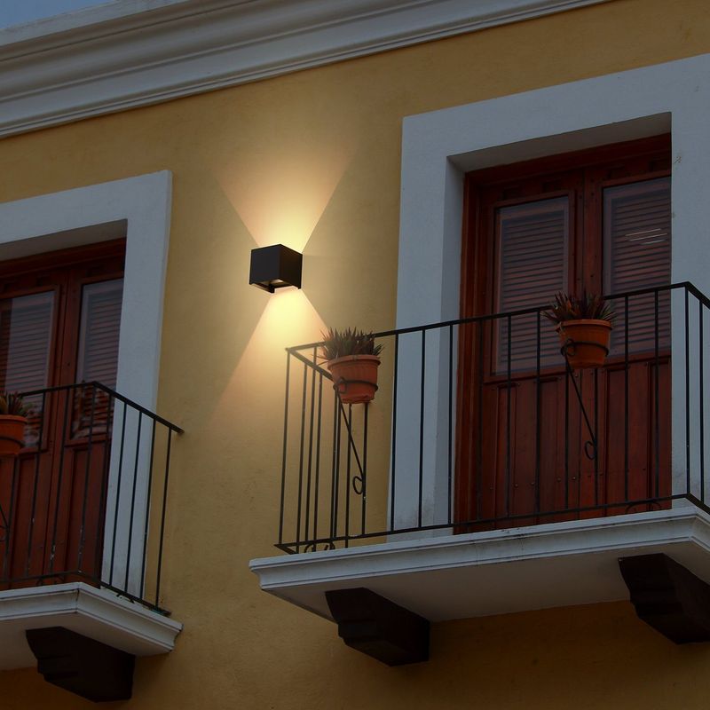 Glitzerlife LED Wandleuchte Schwarz Aussen Wandlampe - 2er Außenwandleuchte Innen Up Down Außenlampe Modern IP65 Wasserdicht Einstellbar Für Hauswand Wohnzimmer_voghion.com