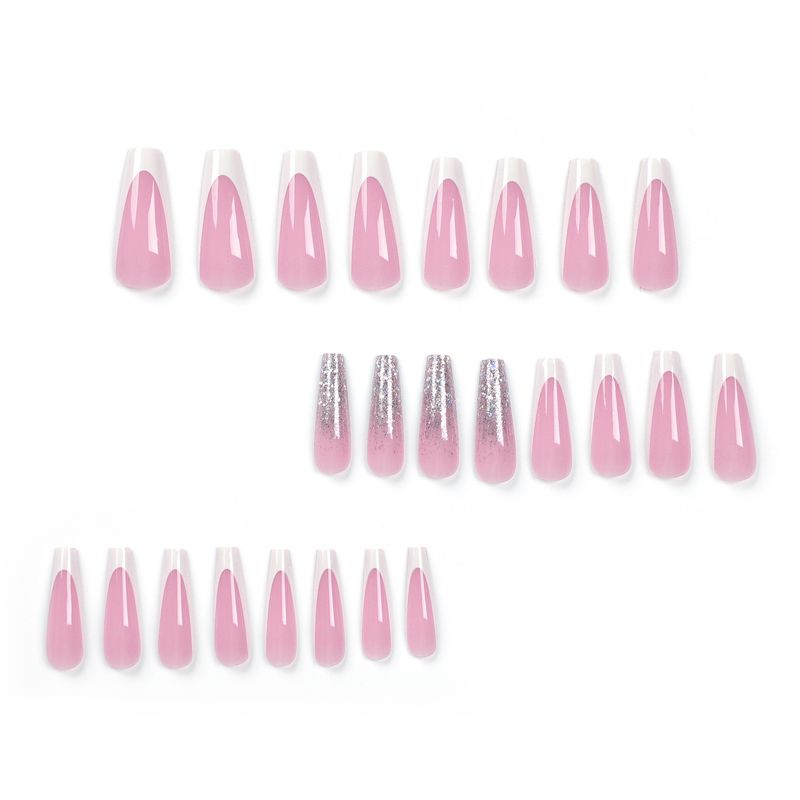 Ongles courts minimalistes à bords blancs français, beauté du ballet, transparents, roses brillants, portant de faux ongles_voghion.com