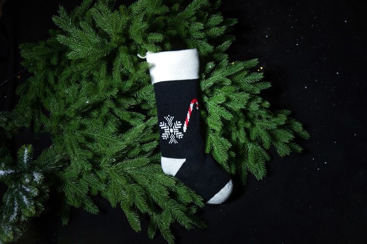Plush Decorative Knitted Christmas Socks Pendant Cane Candy Snowflake Gift Bag_voghion.com