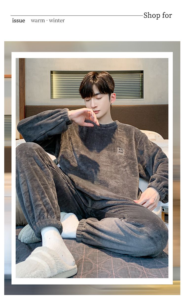 Korallensamt-Pyjamas aus dickem Plüsch für Herren im Herbst- und Winterstil, geeignet für Teenager zum Tragen im Freien_voghion.com