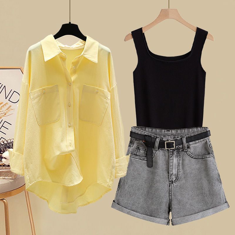 Trajes de verano de talla grande para mujer 2025. Camisas de estilo nuevo con tirantes y pantalones cortos vaqueros. Trajes de tres piezas._voghion.com
