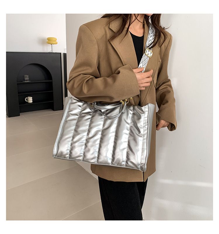 Internet Famous Large Capacity Tote Women's New Trendy Versatile Shoulder Bag, Commuting And Work Handbag_voghion.com