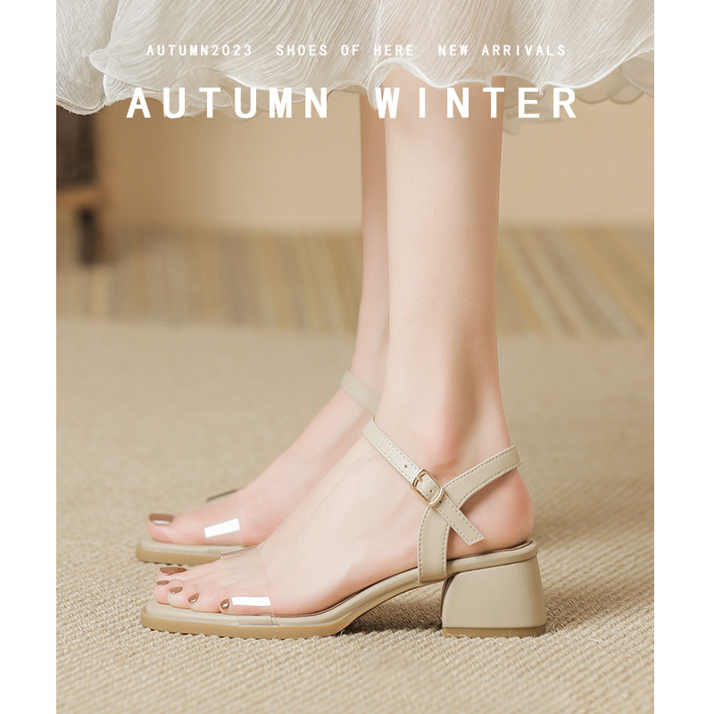 Sandalen Mädchen 2025 Neuer Sommer Vielseitiges und nicht ermüdendes Füße Mode Französisches Feenkleid mit kleiner Größe Eine Linie_voghion.com
