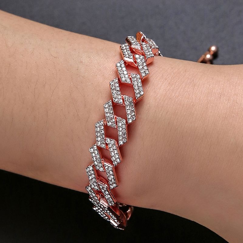 Cavigliera elegante con bracciale a maglie cubane in strass per donna_voghion.com