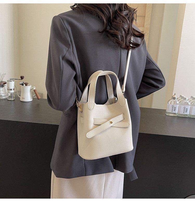 Fashionable minimalist basket work and commuting, Korean version versatile handbag with niche design, crossbody bag for_voghion.com