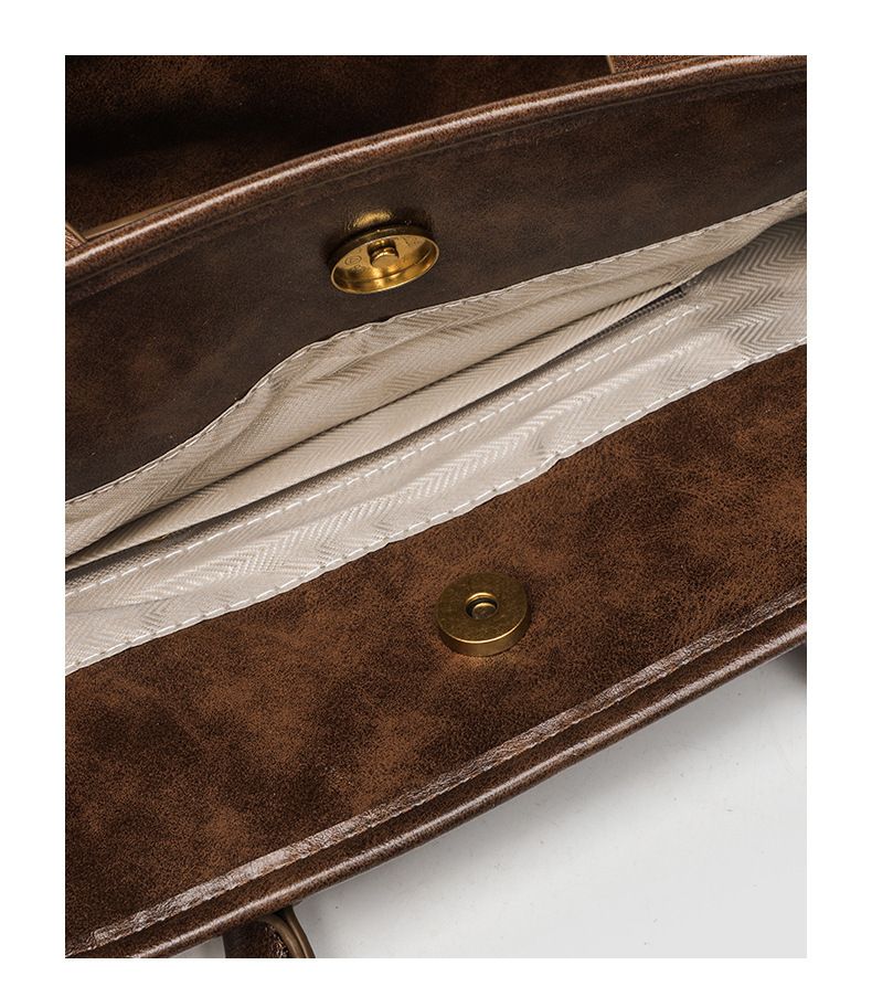 Borsa da dottore Celebrity Stesso stile Moda retrò marrone Valigetta Forma concava Design Borsa a tracolla singola Donna_voghion.com