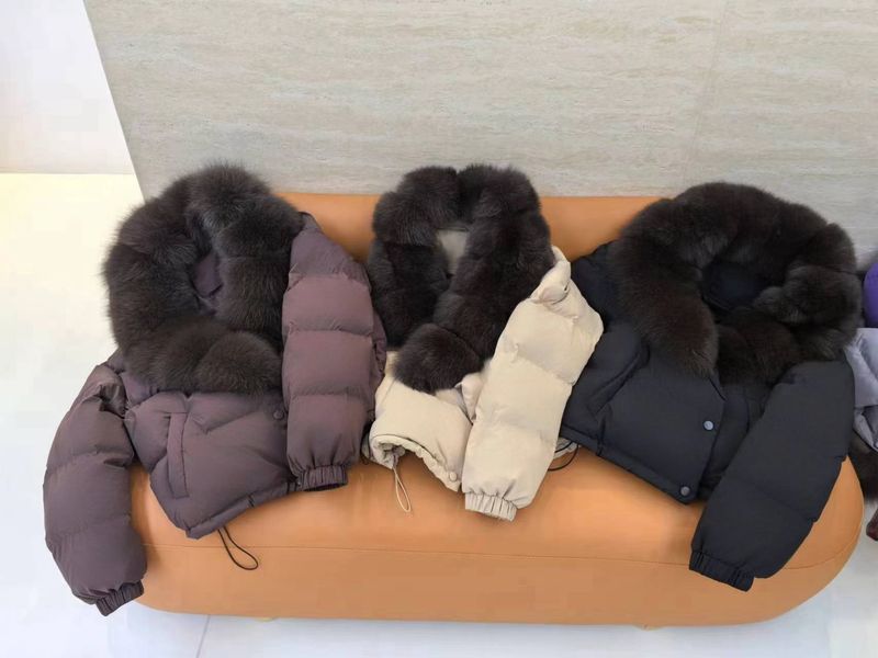Damen-Gänsedaunenjacke mit abnehmbarem Fuchspelzkragen, warmer Wintermantel, schmale Passform, wasserabweisende Außenschicht_voghion.com