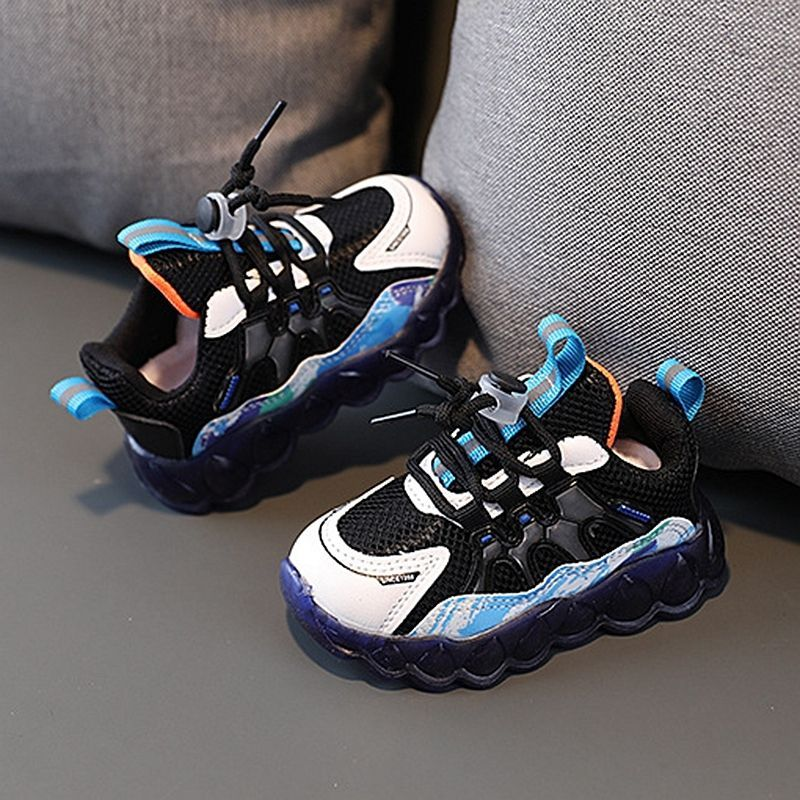 Kinder Turnschuhe mit LED-Leuchten für Jungen und Mädchen, atmungsaktiv, Laufschuhe, Cartoon-Design, Tennisschuhe_voghion.com