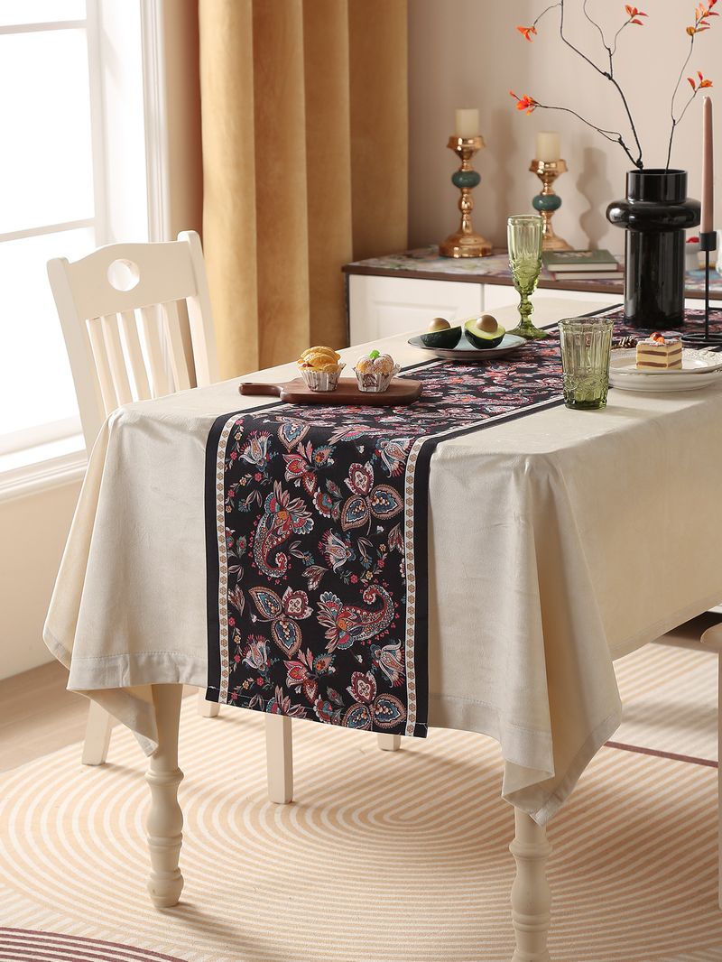 Masa Örtüsü - Su Geçirmez ve Yağ Geçirmez Kumaşlı Siyah Çiçek Desenli (Modern Minimalist Polyester Yıkanabilir Yemek/Parti Dekorasyonu)_voghion.com