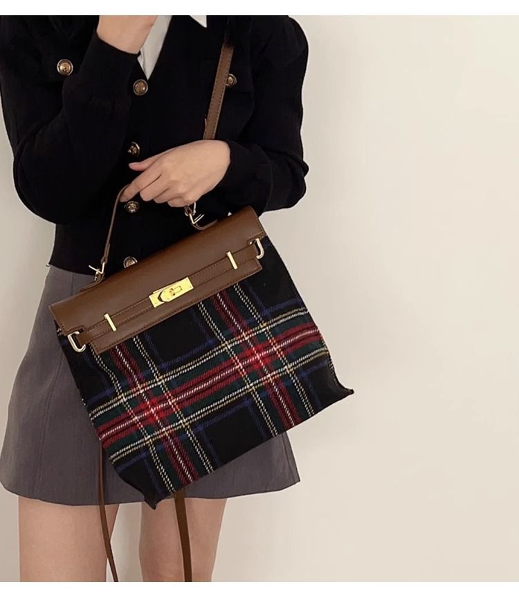 FOUR ONE niche backpack, women's autumn and winter trendy versatile handbag, high-end work commuting backpack_voghion.com